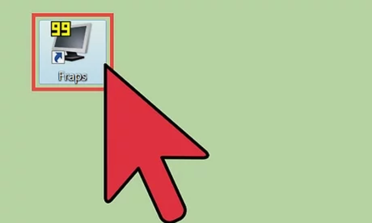 Why do gamers prefer Fraps for recording videos?